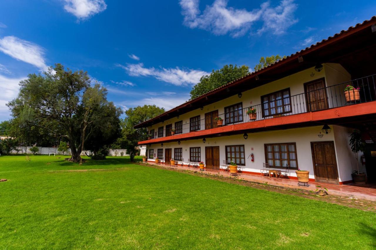 Hosteria San Felipe 파츠쿠아로 외부 사진