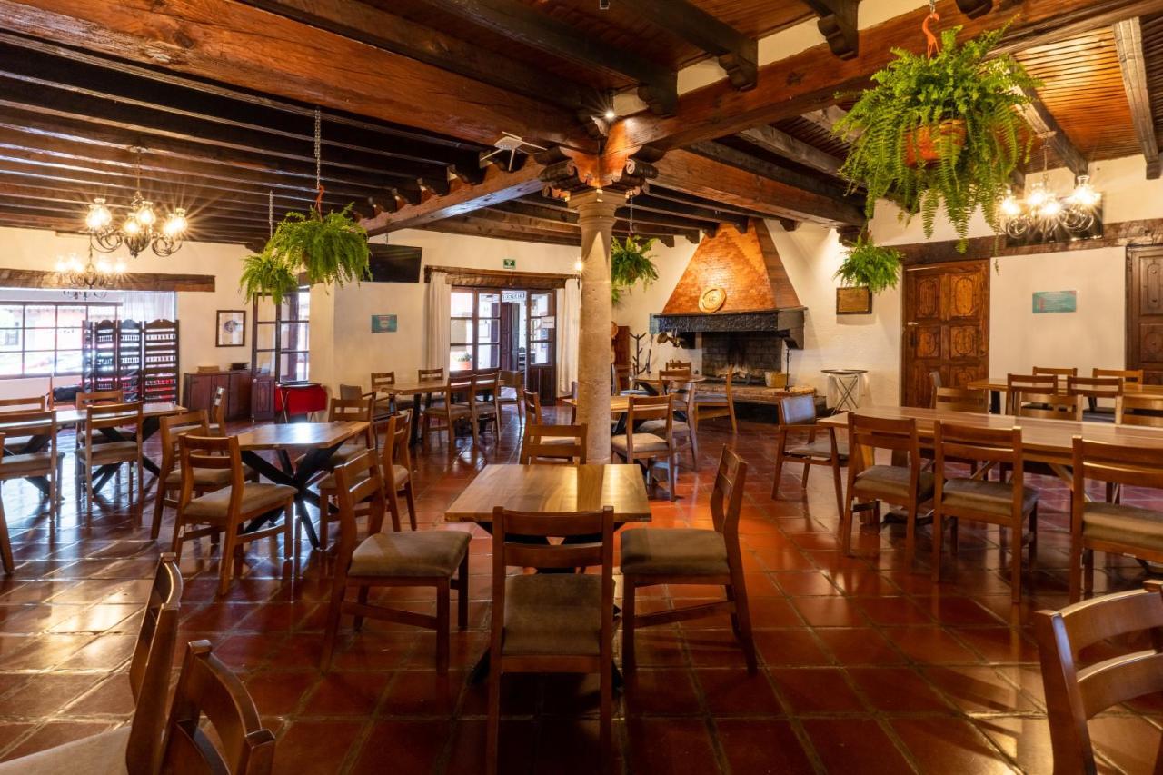 Hosteria San Felipe 파츠쿠아로 외부 사진