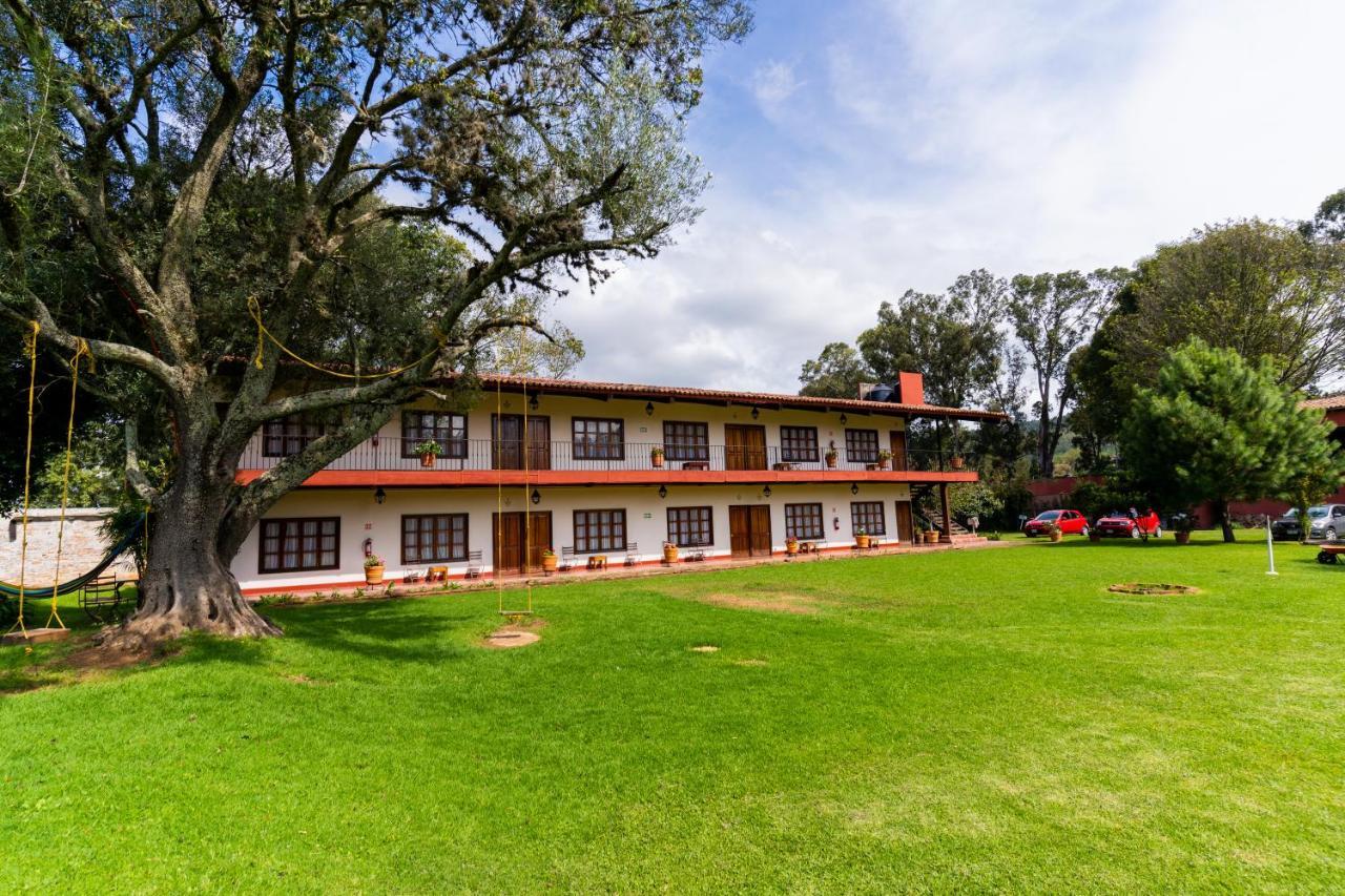 Hosteria San Felipe 파츠쿠아로 외부 사진
