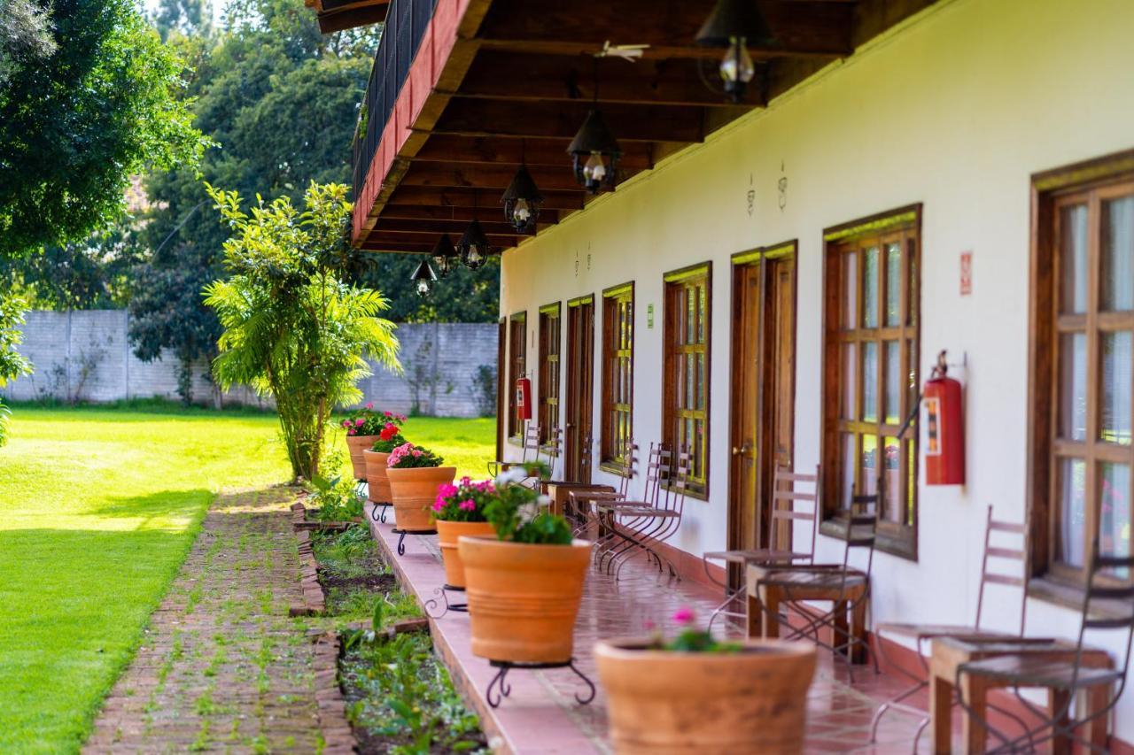 Hosteria San Felipe 파츠쿠아로 외부 사진
